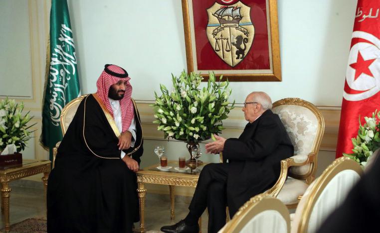 Saudi Crown Prince Mohammed bin Salman received by Tunisian President Beji Caid Essebsi
