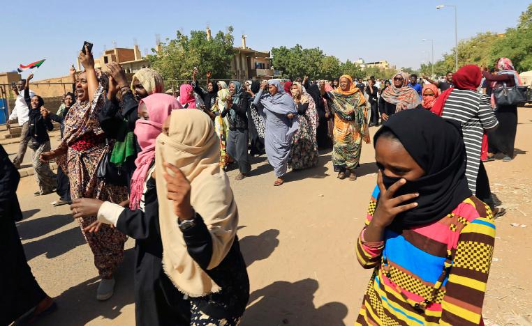 Sudanese women chant slogans near the home of a demonstrator who died of a gunshot wound sustained during anti-government protests in Khartoum, Sudan January 18, 2019.