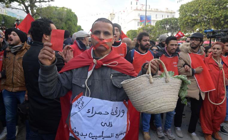 التونسيون يشتكون من ارتفاع الاسعار وتدني المقدرة الشرائية