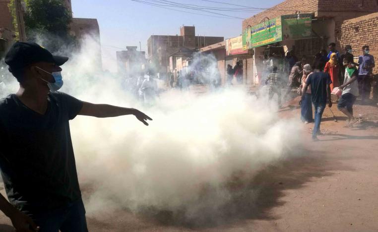 تصعيد شعبي للاطاحة بالنظام