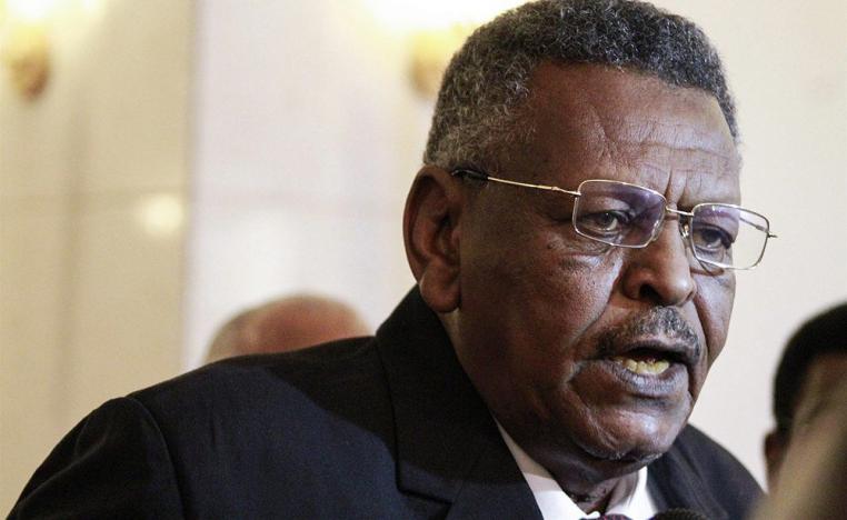 أول إقالة لبكري صالح