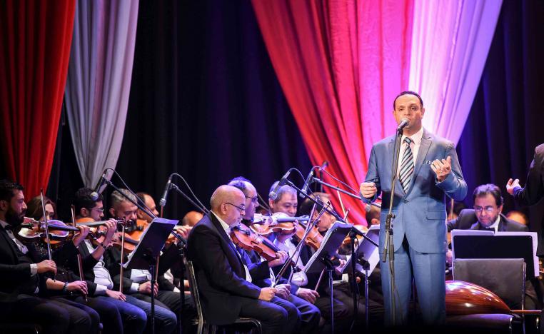 "Ya leil" ("O night"), he sings, with the dreamy languor of the original performer, Egyptian legend Mohamed Abdel Wahab