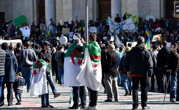 المتظاهرون الجزائريون