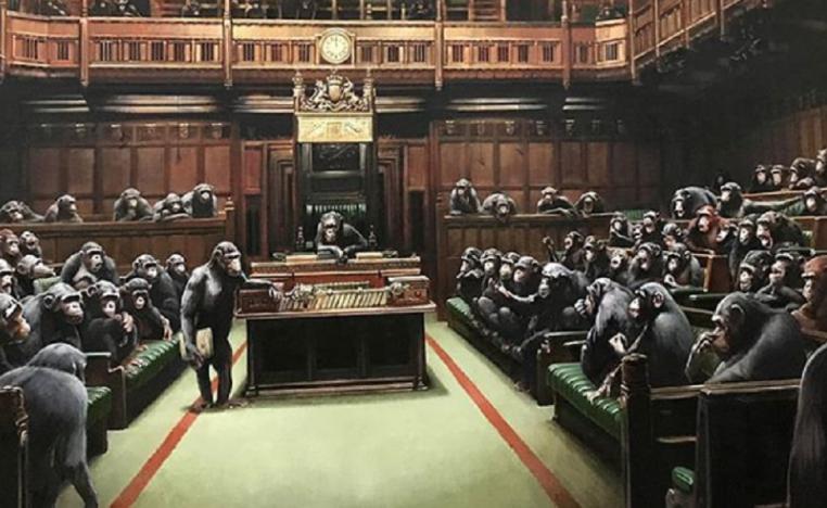 لوحة "البرلمان المنهار" لبانكسي (الصورة من حساب الفنان على انستغرام)