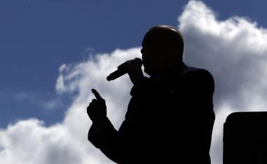 إردوغان: أنا زعيم الاقتصاد!
