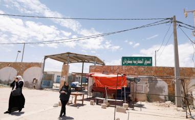 لم يبق سوى هياكل الأكشاك في سوق بنقردان 
