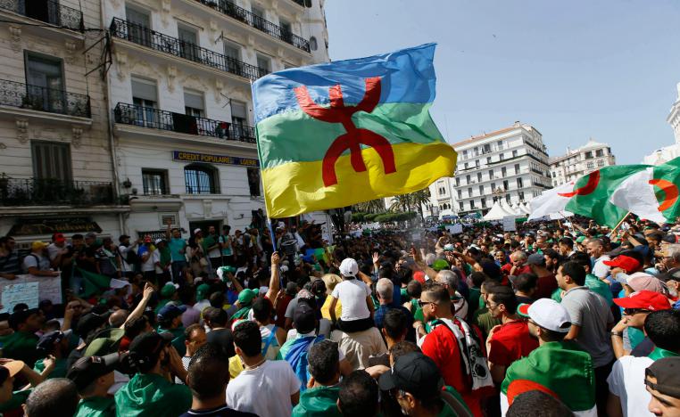 الأمازيغ أول من خرج للتظاهر ضد عهدة بوتفليقة الخامسة 