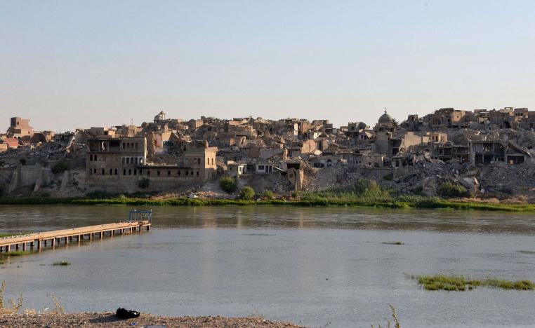 مدينة الموصل القديمة كما تظهر من الجانب الآخر على طول نهر دجلة