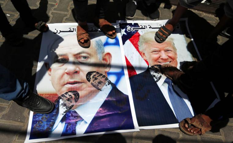 فلسطينيون يتظاهرون احتجاجا على ورشة البحرين