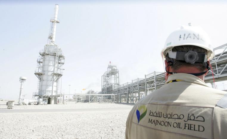 حقل مجنون النفطي جنوب العراق