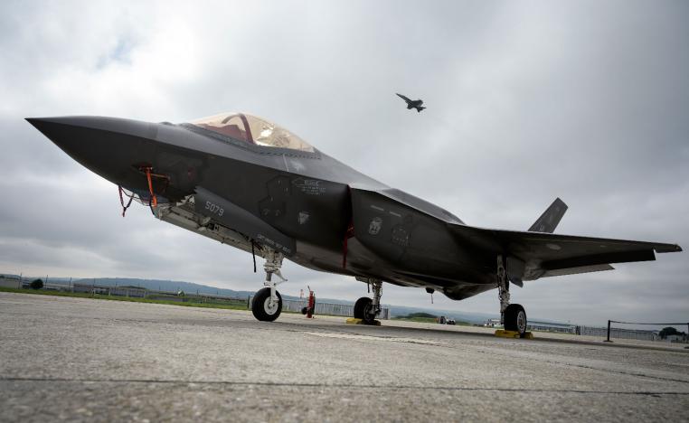 A Lockheed Martin F-35 Lightning II fighter jet