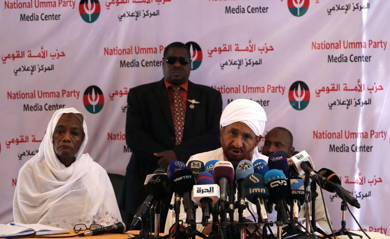 رئيس حزب الامة الصادق المهدي