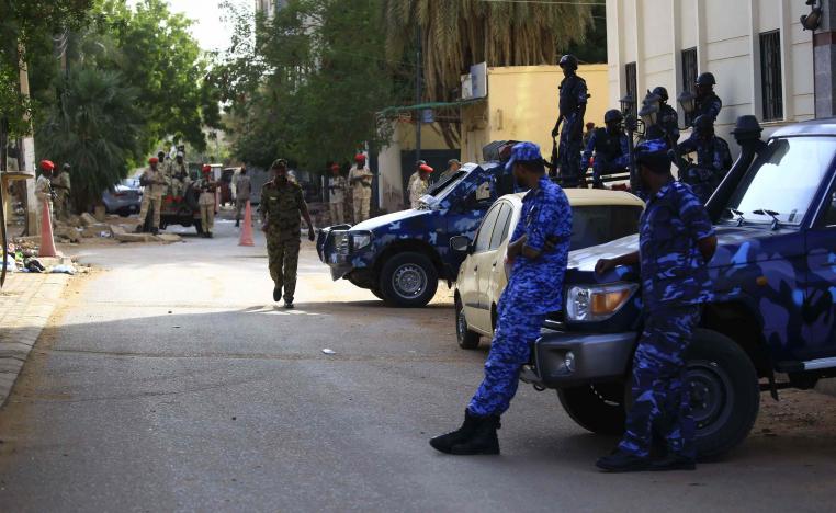 المجلس العسكري حمل قوة أمنية مسؤولية قتل الطلاب المحتجين في الأبيض 