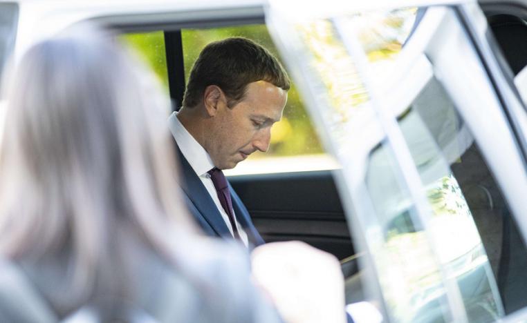 مارك زوكربيرغ