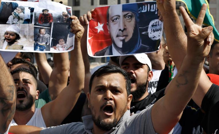 لأردوغان سجل حافل من التحالف مع الميليشيات 