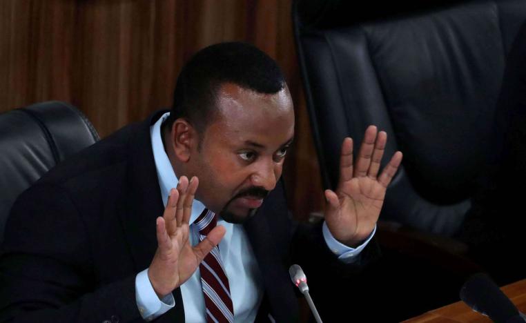 آبي يستبق طلب الوساطة الدولية بالتصعيد