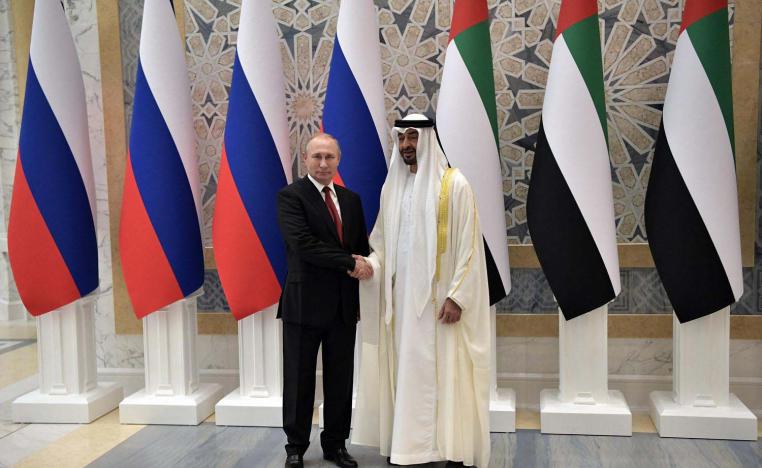 Putin greeted by Abu Dhabi's Crown Prince Mohammed bin Zayed Al-Nahyan
