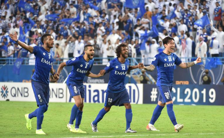 الهلال يقترب من اللقب للمرة الأولى بالنظام الجديد