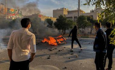 المحتجون في ايران