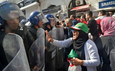 احتجاجات الجزائر