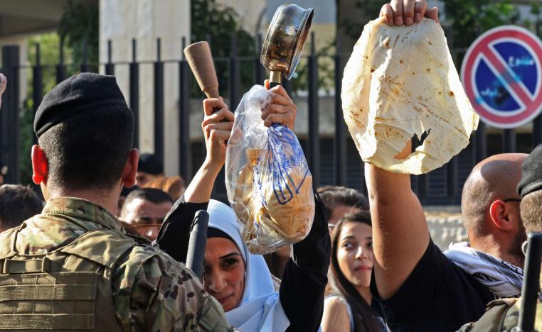 وزير الاقتصاد: اعتمادات النفط والدواء والطحين مؤمنة