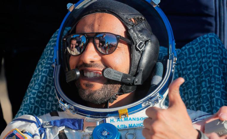 United Arab Emirates astronaut Hazzaa al-Mansoori gives the thumbs-up