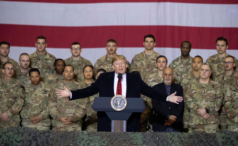 الرئيس الأميركي في قاعدة باغرام الجوية