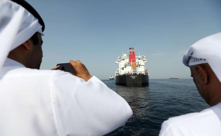 قطر في الخلفية