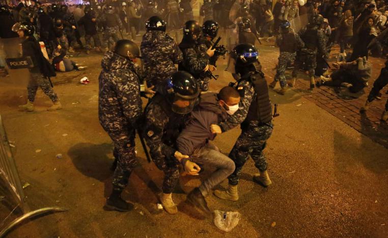 لا هدوء في لبنان إلا بالاستجابة لمطالب الشارع