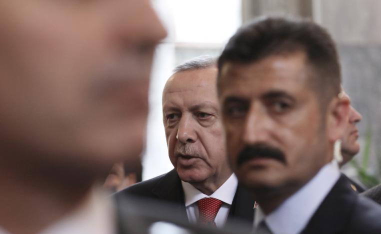 صفقات أردوغان مع الجماعات الإرهابية لم تعد خفية