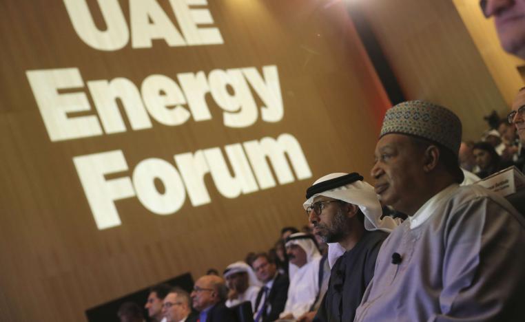 سهيل المزروعي وزير الطاقة الإماراتي ومحمد باركيندو أمين عام منظمة أوبك 