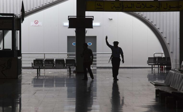 المطار الذي تستخدمه الوفاق لأغراض عسكرية أصبح يمثل خطرا على المدنيين