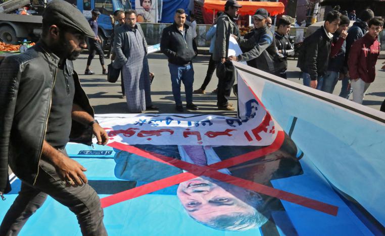 صفقات إيران مكشوفة في ساحات التظاهر العراقية