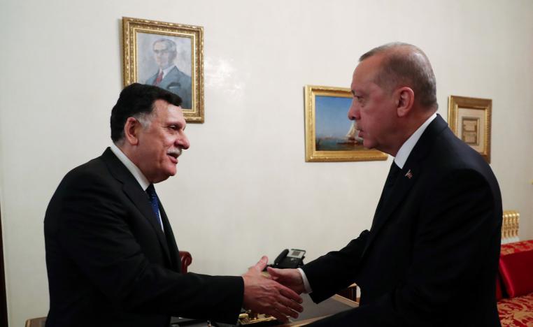 أردوغان يعتبر مشاركة المرتزقة القتال مع الجيش التركي شرفا لهم