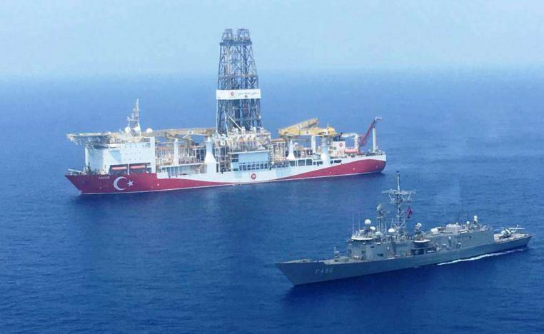 سفينة الحفر التركية فاتح تتوغل بالمياه القبرصية