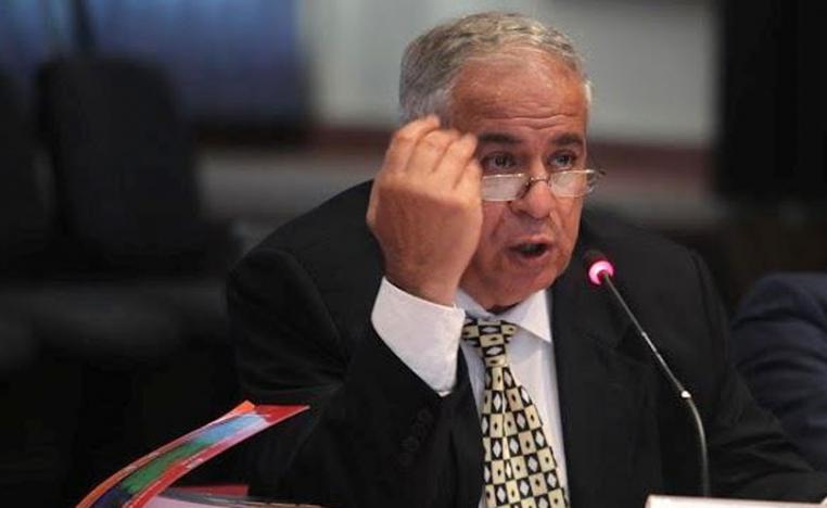 الرافعي .. أستاذ اللغة الشاعرة