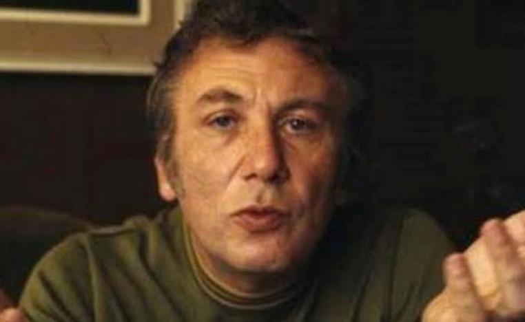 كنت أتجاهله عامداً