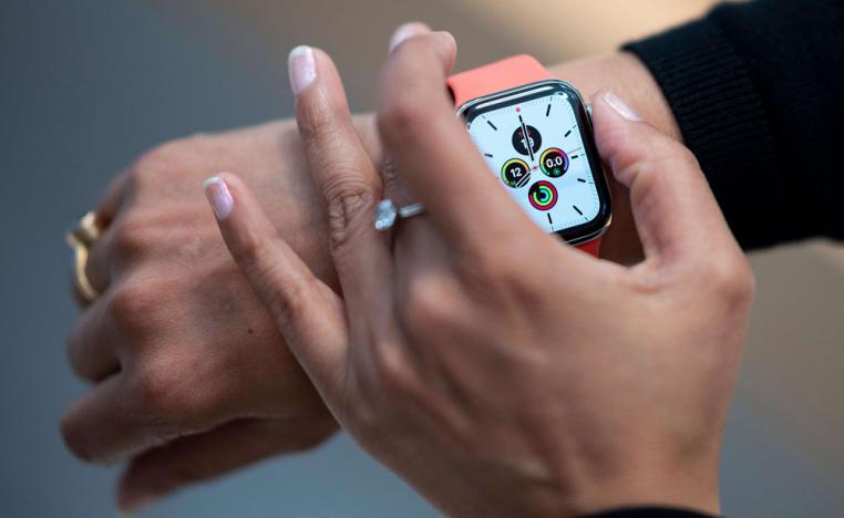  الساعات الذكية