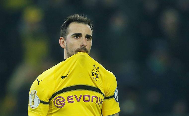 دورتموند يعلق تمارينه لأسبوع على الأقل