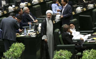 ايران تعلن اصابة 23 نائبا بالفيروس