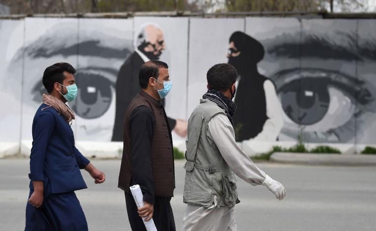 الأفغان يتحسسون أول خطوات نحو السلام بحذر