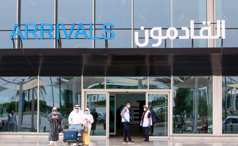 وصول أول رحلة إجلاء ضمن عملية ستستغرق حوالى 19 يوما