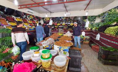 The curfew has resulted in long queues outside stores, raising transmission risks