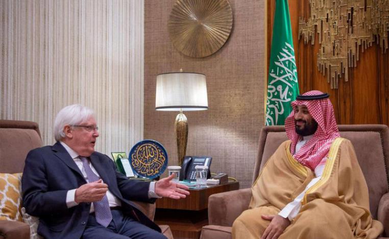 Saudi Crown Prince Mohammad bin Salman bin Abdulaziz (R) meeting with UN Special Envoy for Yemen Martin Griffiths