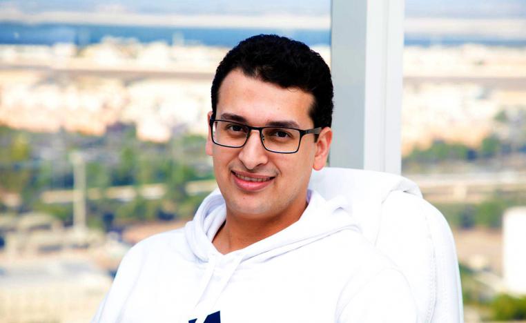 حياة افتراضية كاملة