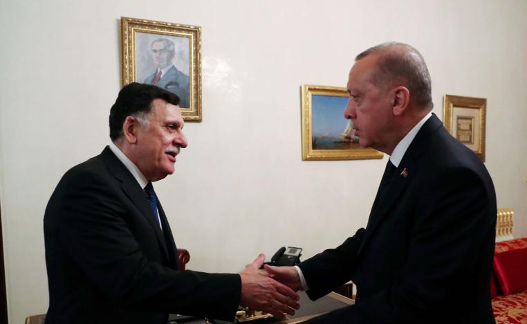 الرئيس التركي رجب طيب اردوغان ورئيس حكومة الوفاق الليبية