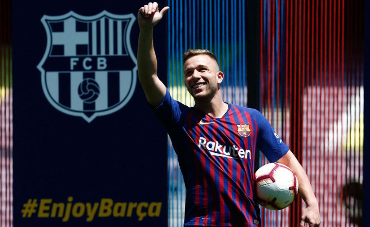  أرتور يطوي صفحة برشلونة من مسيرته