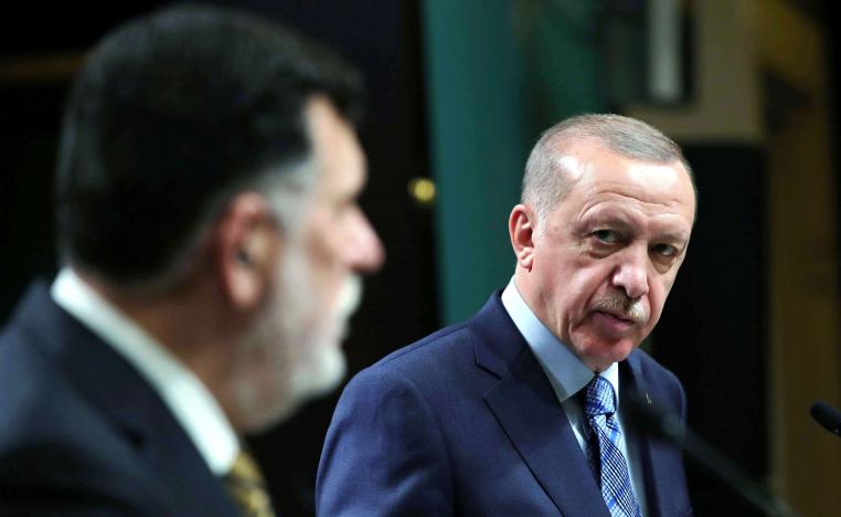 الرئيس التركي رجب طيب أردوغان ورئيس حكومة الوفاق فايز السراج