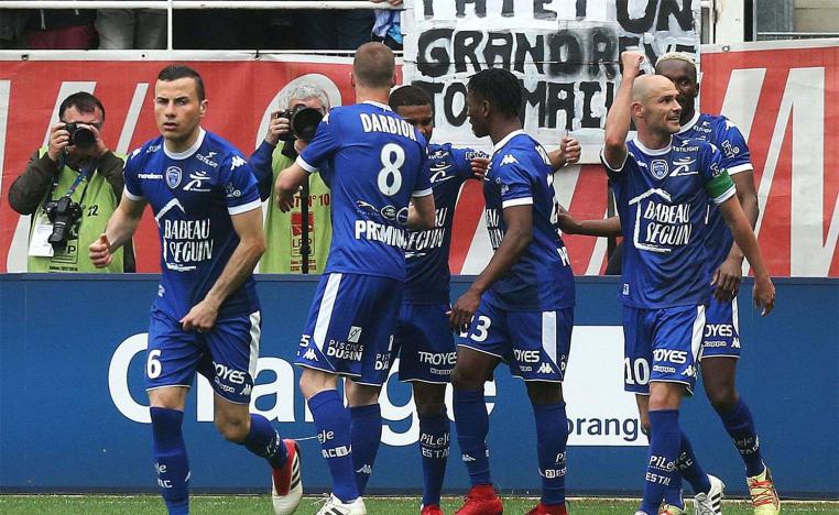 Esperance Sportive Troyes Aube Champagne 