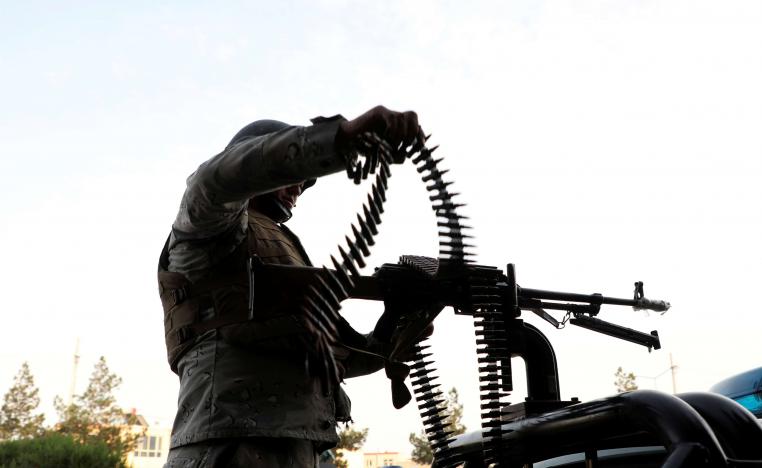 عنصر من القوات الأفغانية